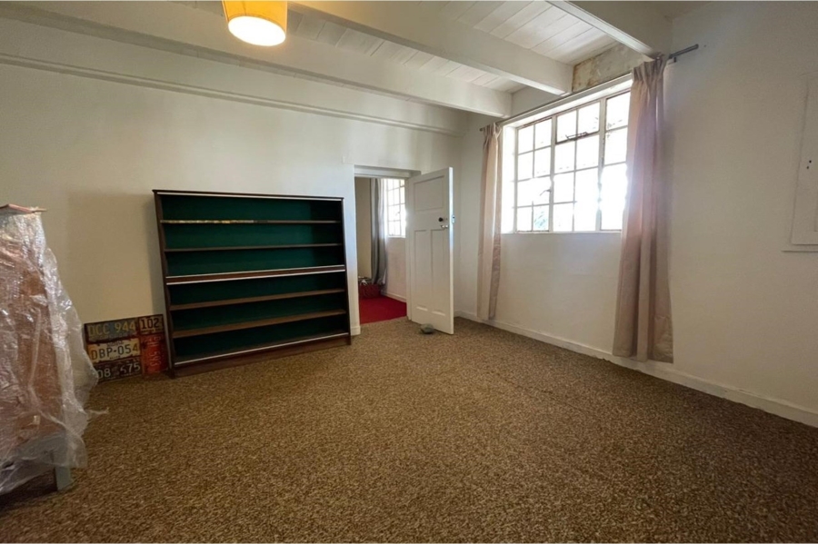 5 Bedroom Property for Sale in Stompneus Bay Western Cape